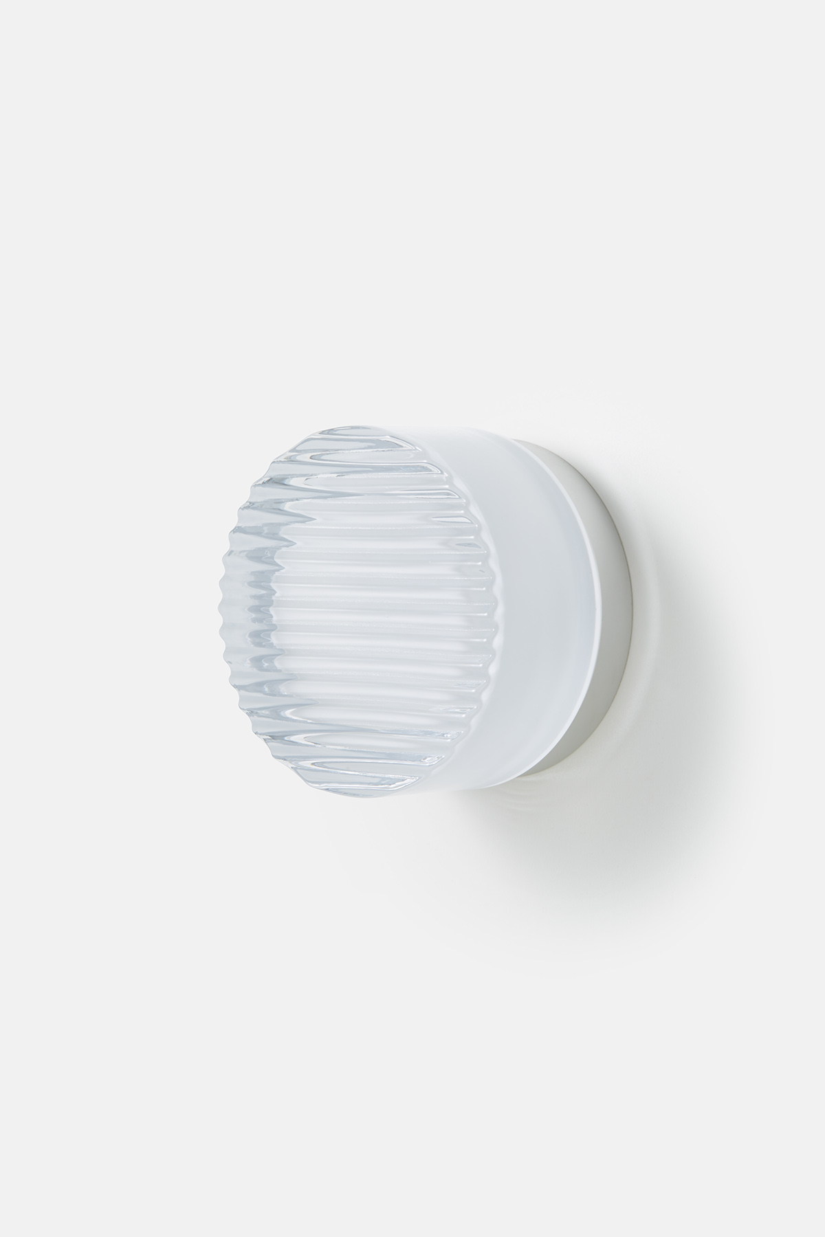 Crisp Sconce